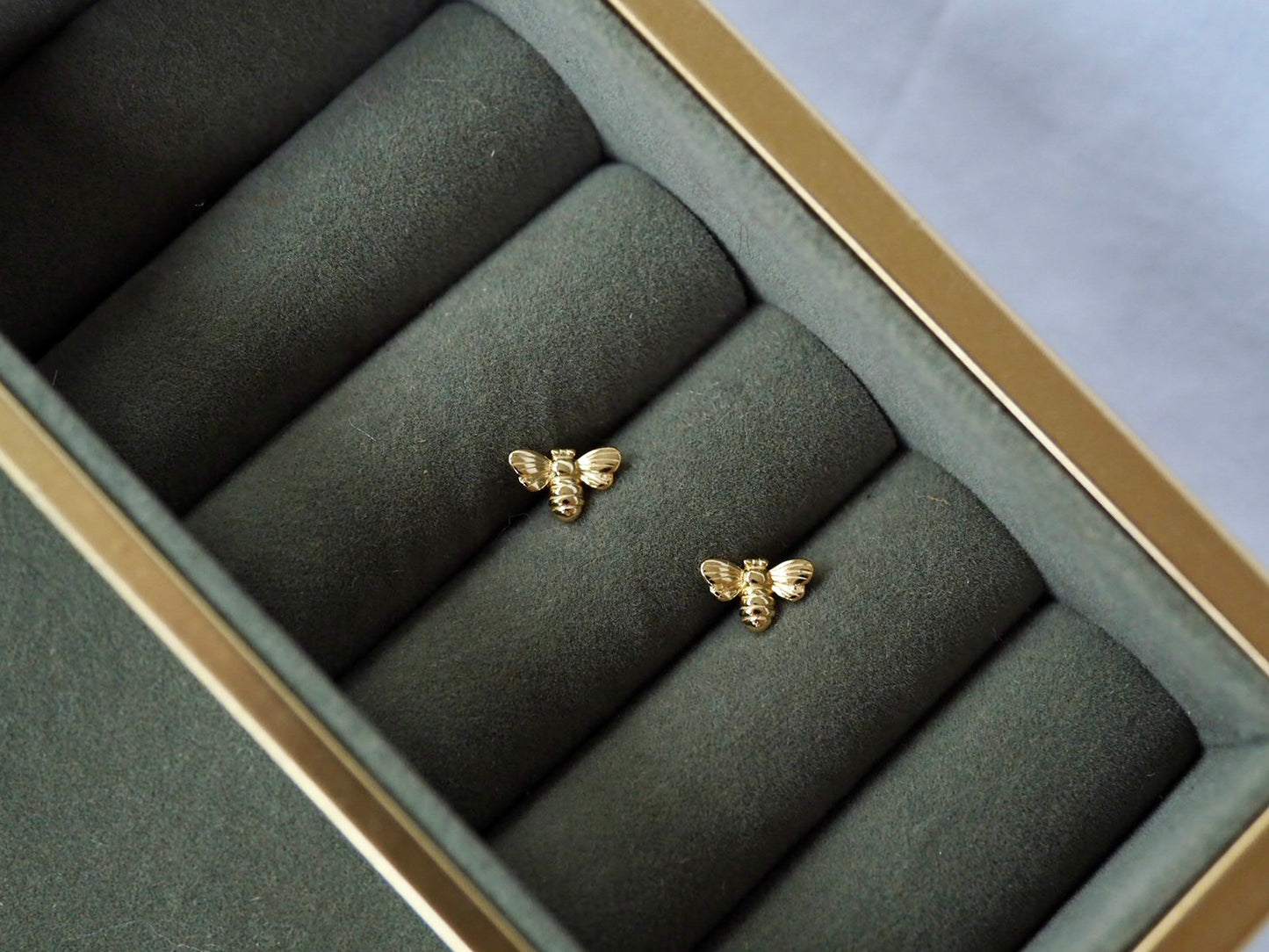 Bumble Bee Studs